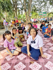 แจกของวันเด็ก